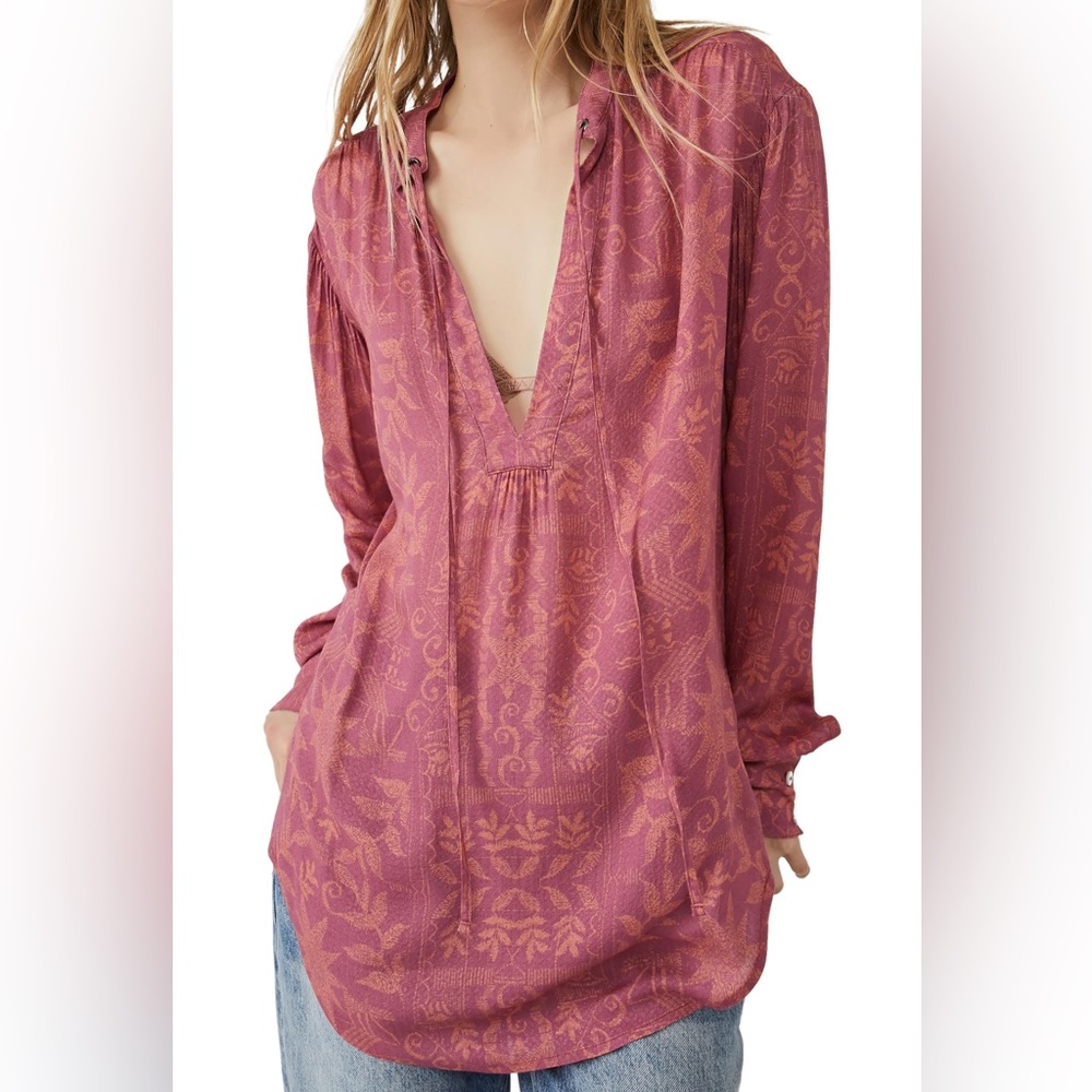 NWT Free People Mia Floral Print Tie Neck Tunic Top. Size Small.